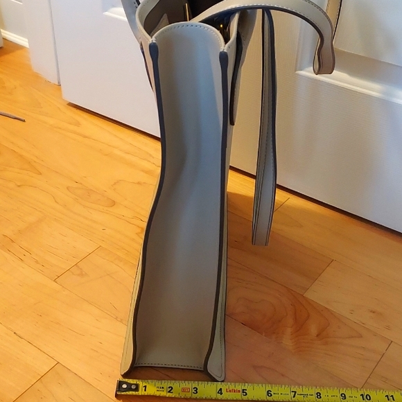 Anne Klein feaux leather tote bag - Picture 6 of 8